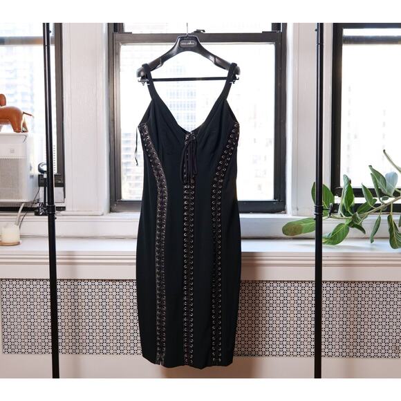 Dolce & Gabbana Cady Lace-up Bodycon S/S 2019 Runway Dress (IT46) RRP $3,215 - Picture 3 of 12